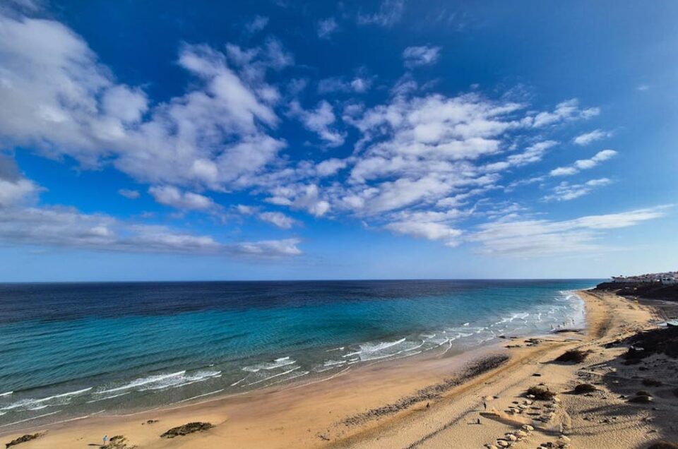 Fuerteventura o Lanzarote: qué isla elegir para tus vacaciones